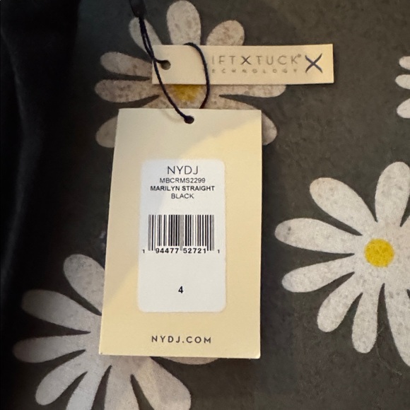 NYDJ Black Marilyn Straight Corduroy Jeans Size 4 NWT - Picture 4 of 9